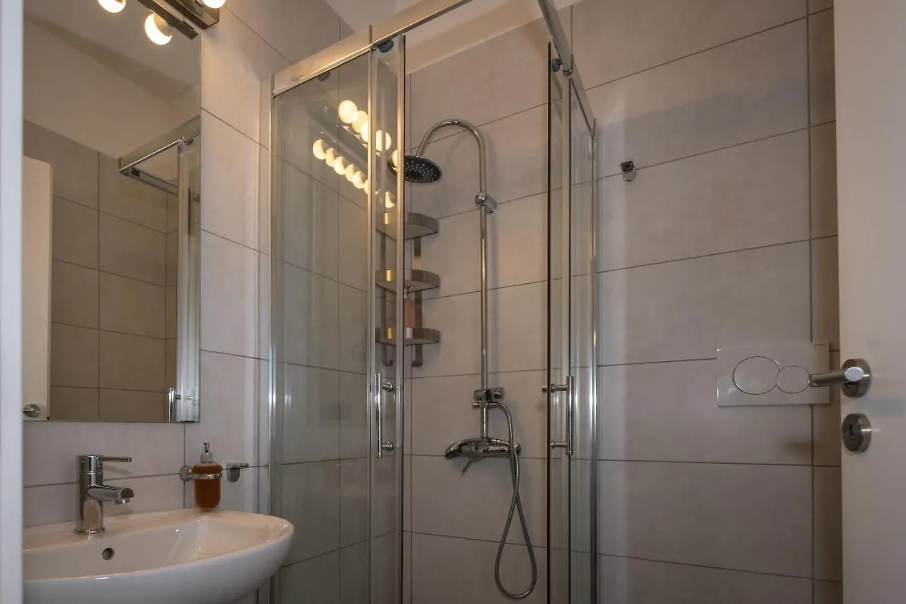 Cconforthotels R&B Cavour Μπάρι 2*,  Ιταλία