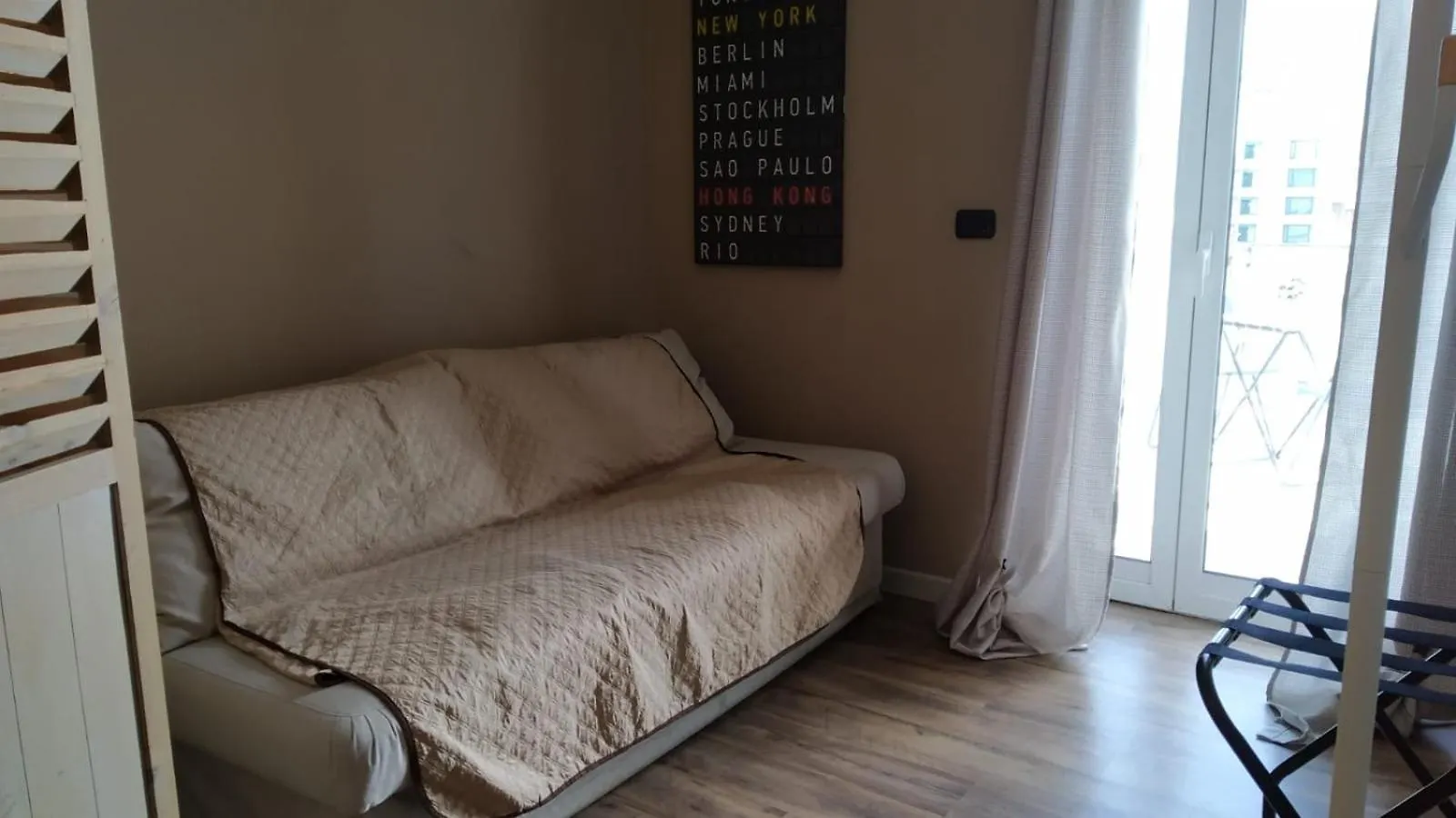 Cconforthotels R&B Cavour Μπάρι 2*,