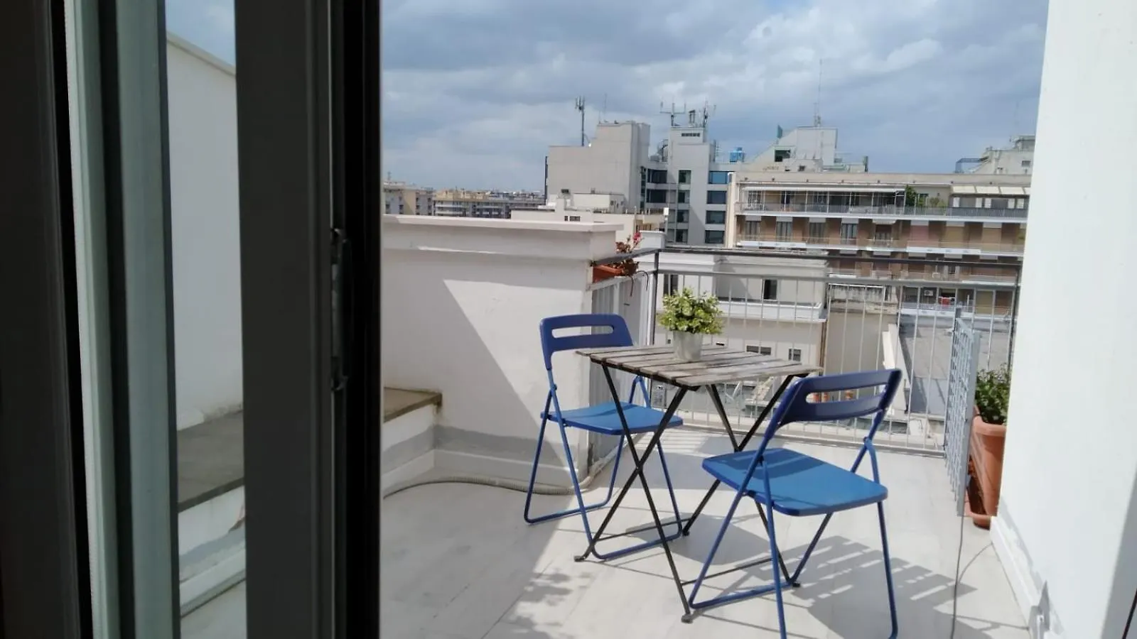 Πανσιόν Cconforthotels R&B Cavour Μπάρι